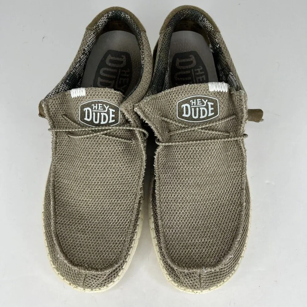 Hey Dude Wally Sox Stich Sand Slip On Low Knit Fabric Size 11 M Slip On Shoes